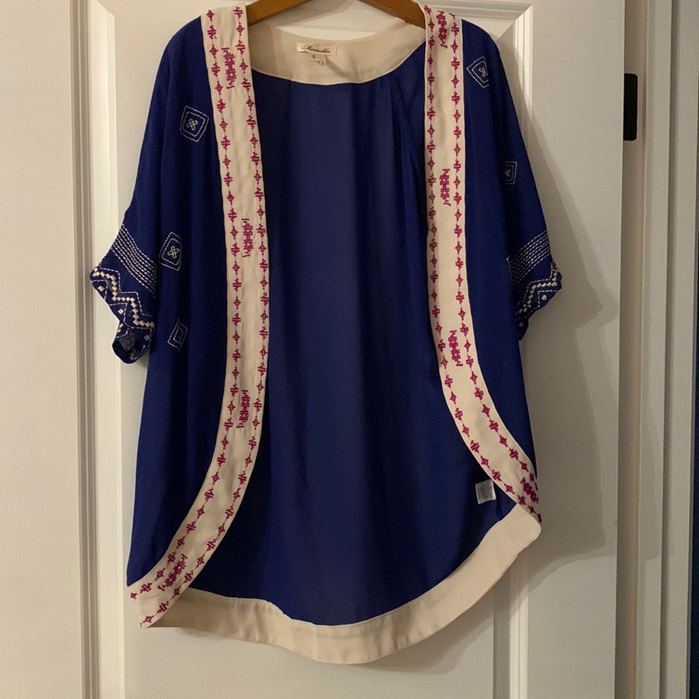Marineblu sheer blouse size small